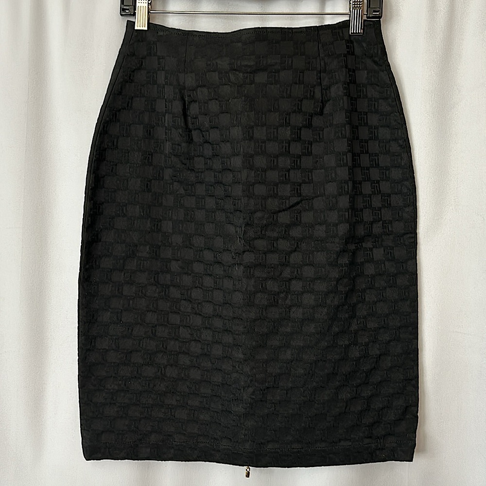 St. John NWT Elegant Black Zippered Patterned Skirt **Size 6** 🌺🌺 - Picture 2 of 6